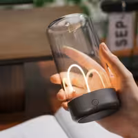 چراغ رومیزی مینیمالیستی AUGE LIGHT