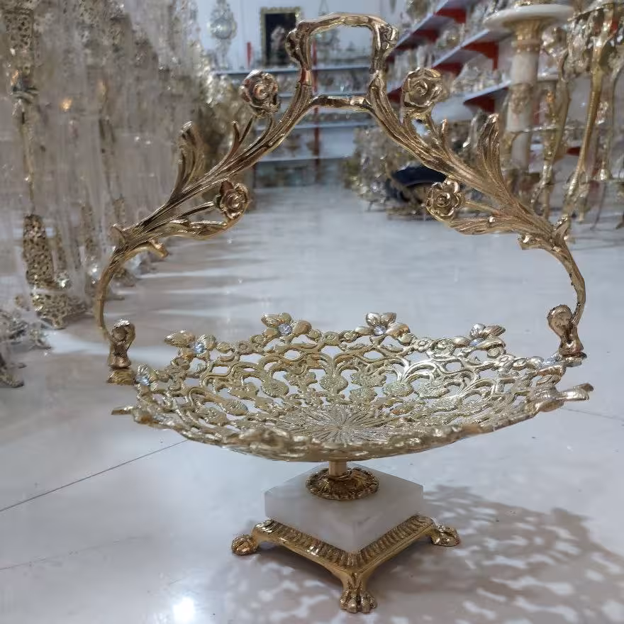 شیرینی خوری تماما برنج با ضمانت .طرح پایه سنگی و جدید ارتفاع 22 سانت و قطر 28 سانت