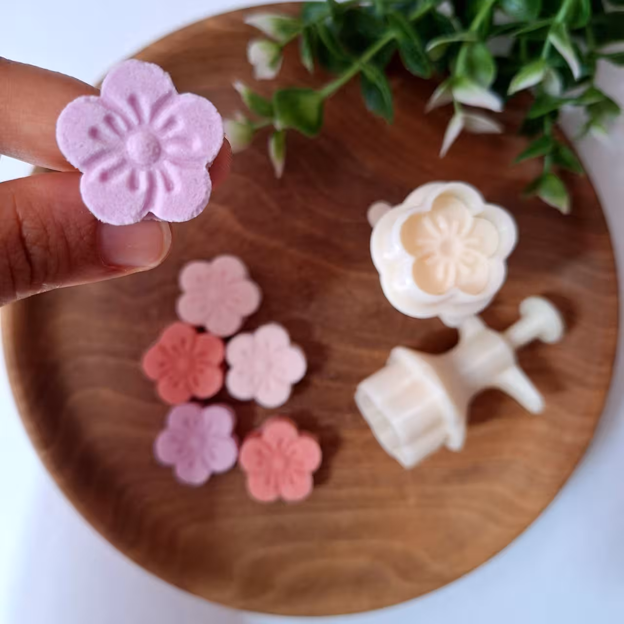 کاتر فشاری قند گل نسترن 2