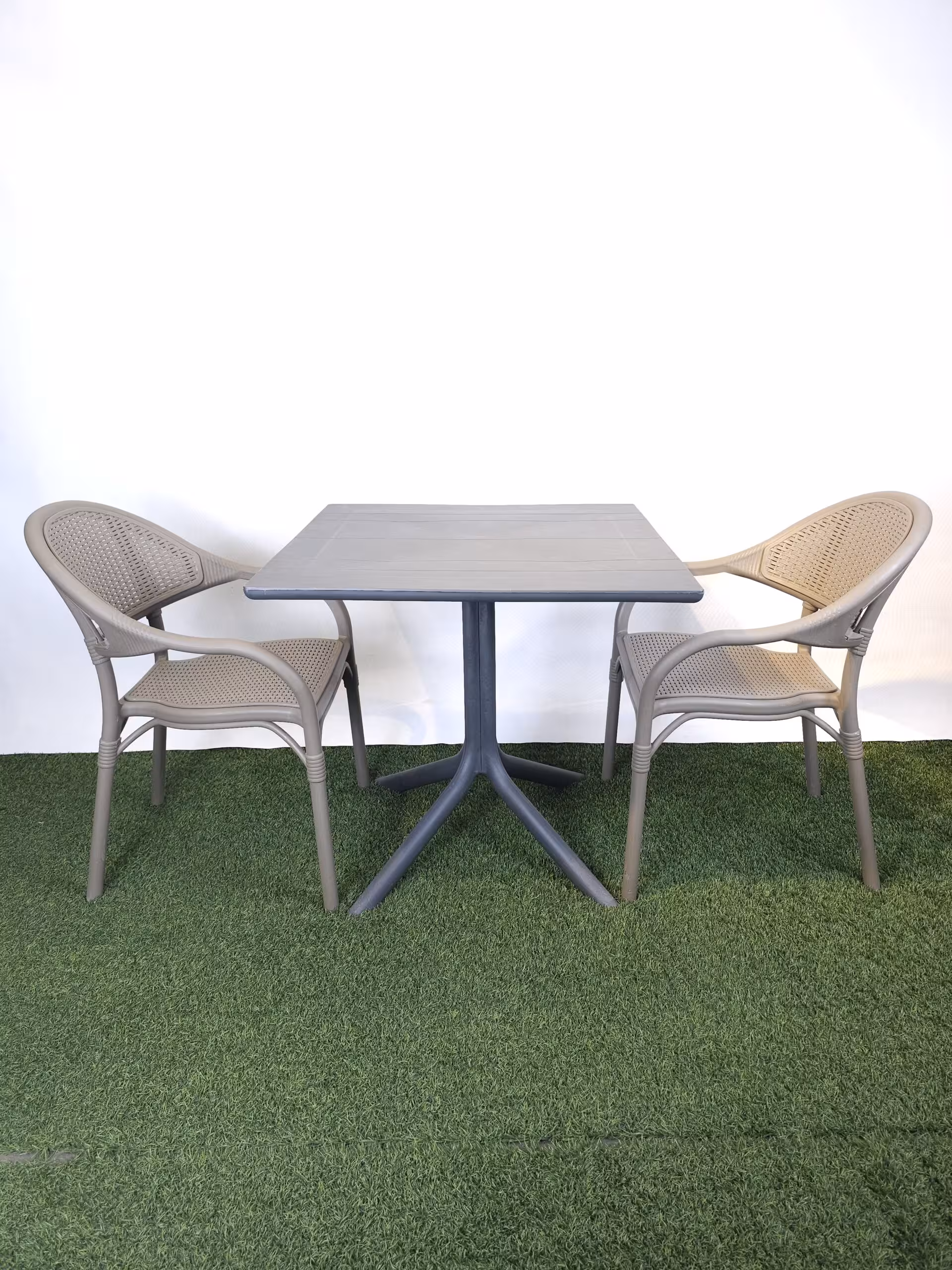 میز و صندلی پلاستیکی کد 105