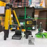 تراز لیزری دیوالت 4 بعدی 16 لاین مدل A201-8