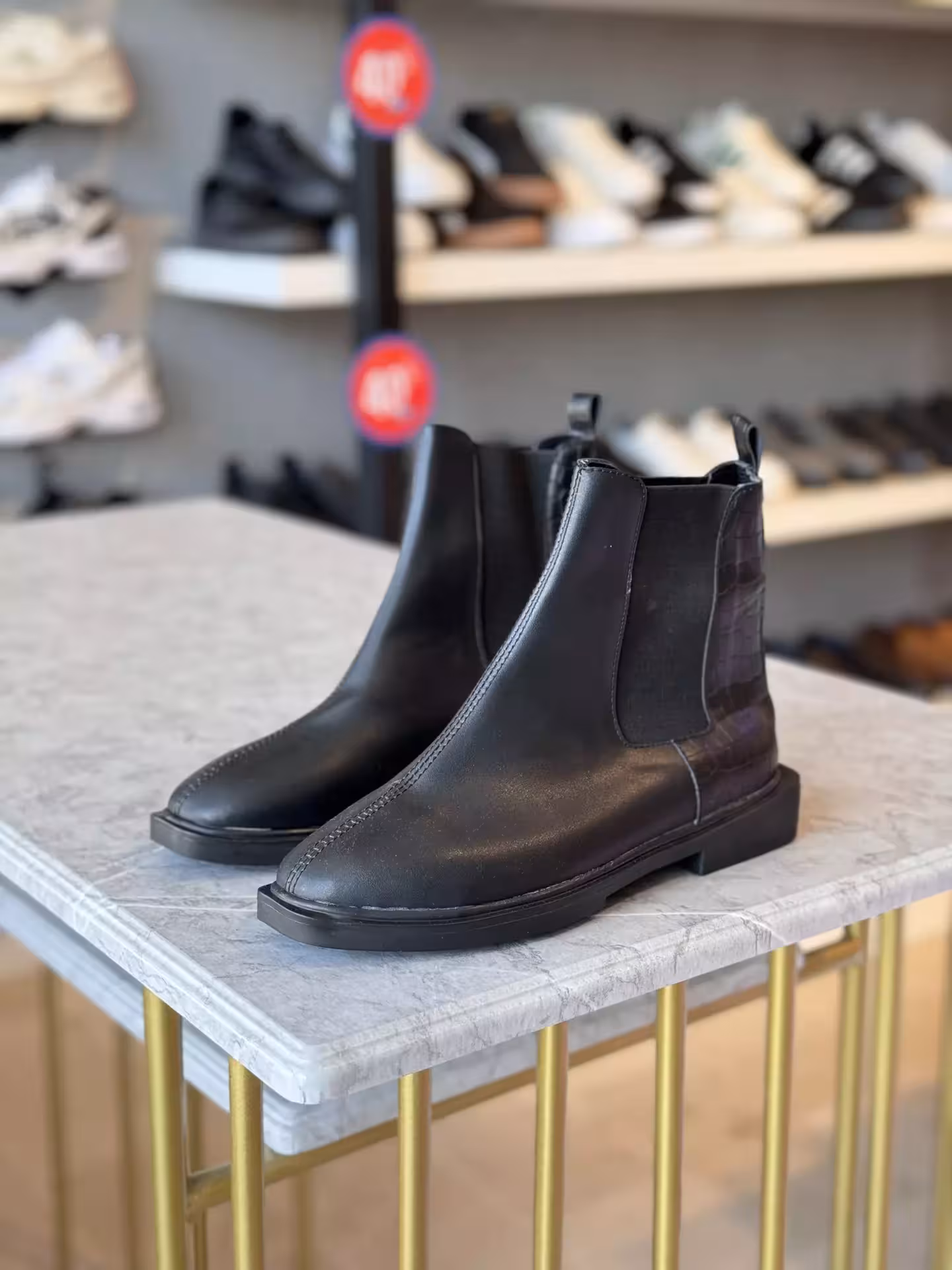 نیم بوت کش دار پوست ماری کد N4-105 رنگ مشکی سایز 41