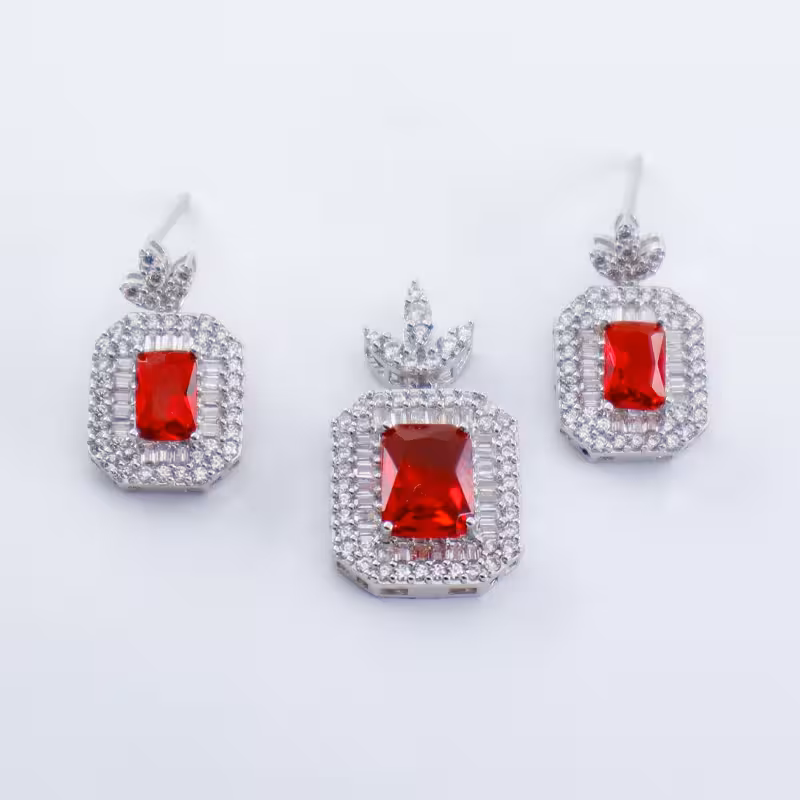 نيم ست طلا سفید نگين قرمز