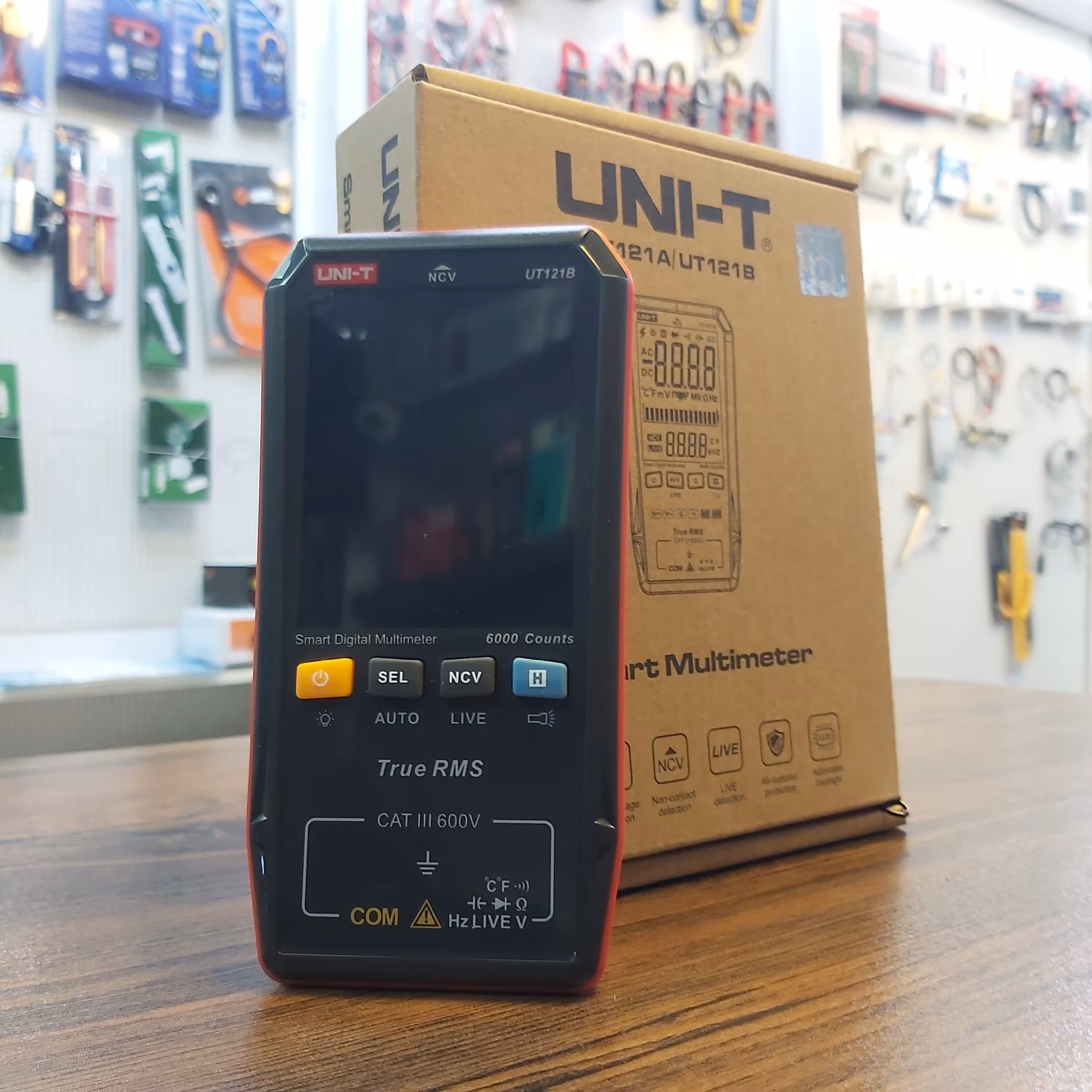 مولتی متر UNI-T UT121B