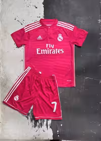 کیت دوم بچه گانه رئال مادرید 2014-2015 (چاپ رونالدو)