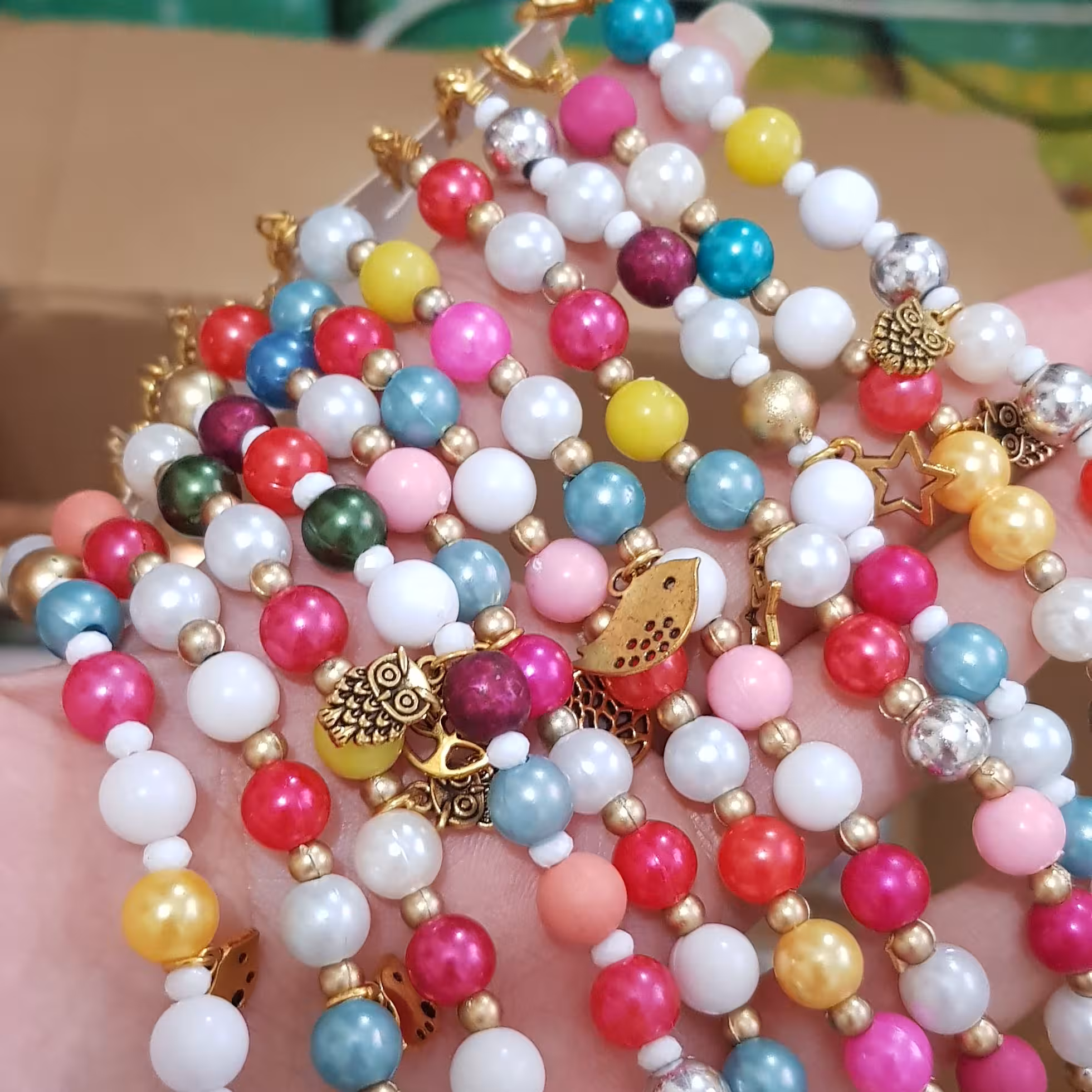 دستبند مهره ای رنگی بهاری