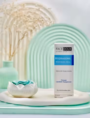 کرم هیدرازوم فیس دوکس کرم عمیقاً در لایه های شاخی پوست