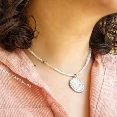 گردنبند ماه