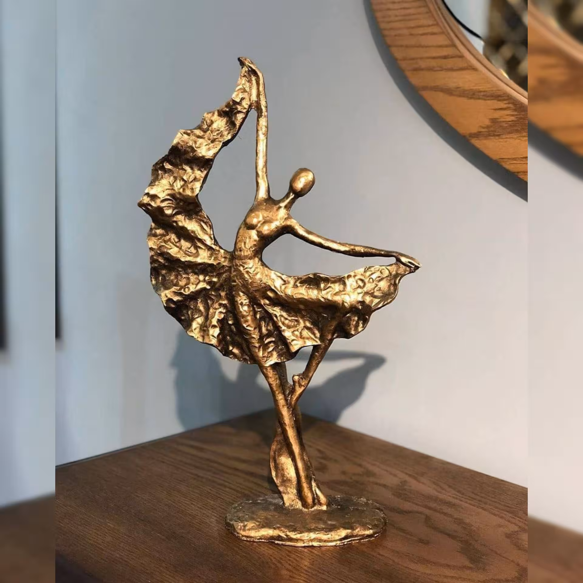 مجسمه رقاص اسپانیایی