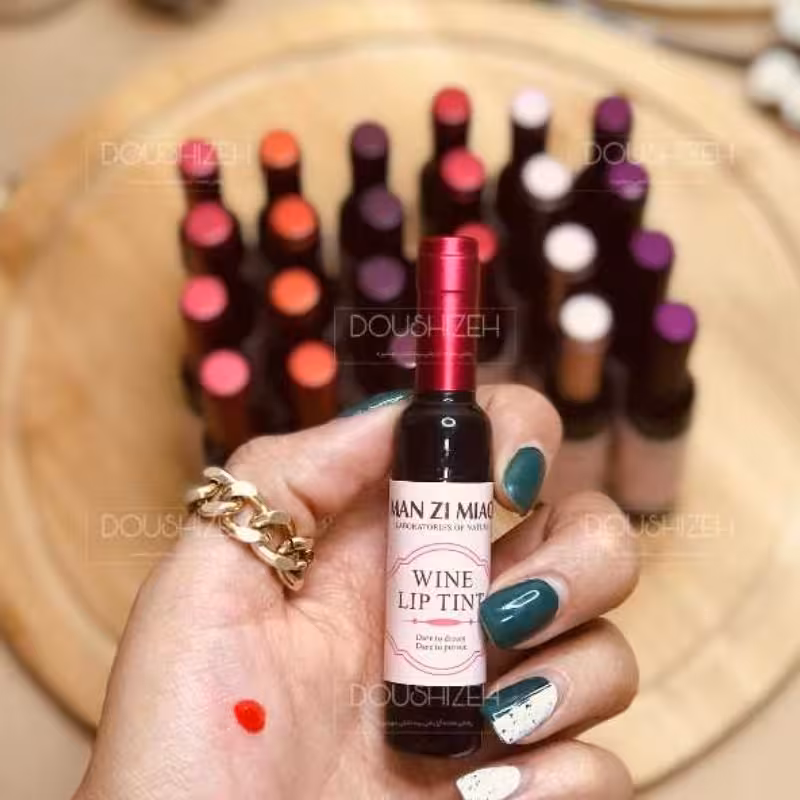 تینت لب طرح شامپاین