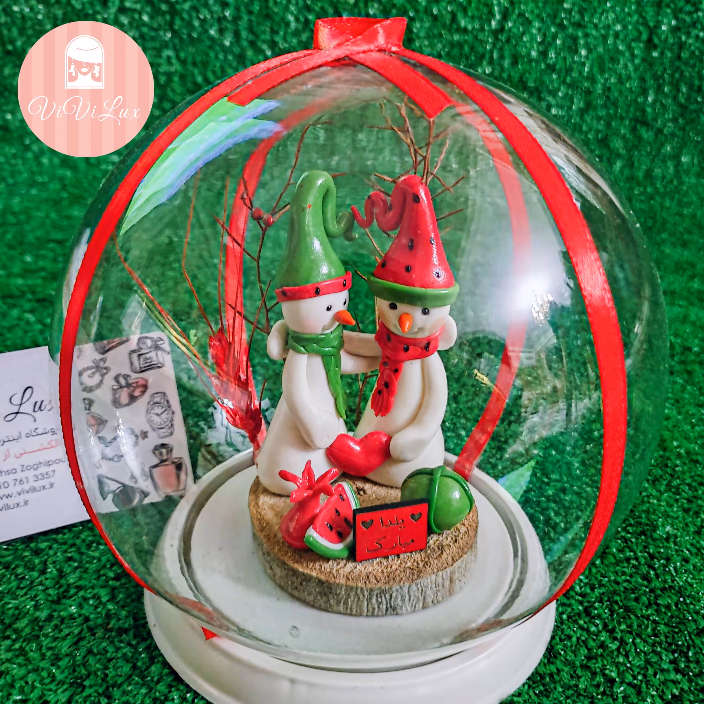 گوی  شیشه ای یلدا  سایز بزرگ ارتفاع 17 سانتی، گوی آدم برفی عاشقانه یلدا