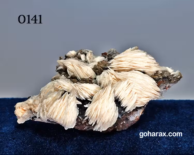 سنگ زینتی باریت با همرشدی کوارتز