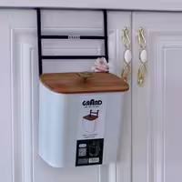 سطل کابینتی درب چوبی به همراه آویز فلزی 5.5 لیتر