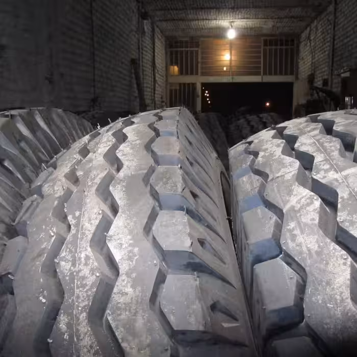 جفت لاستیک کامیون  نخی سوپر گلراه ایران تایر-24-12(پس کرایه)