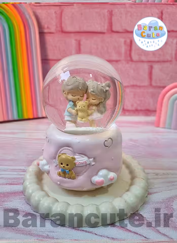 گوی موزیکال برفی چراغ دار (سایز متوسط) طرح دختر پسر کیوت