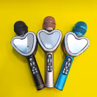 میکروفون اسپیکر دار بلوتوثی فانتزی باکیفیت 