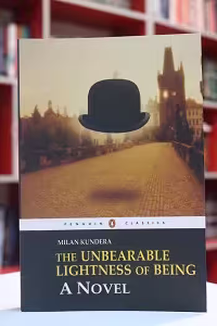 The Unbearable اثر Milan Kundera
