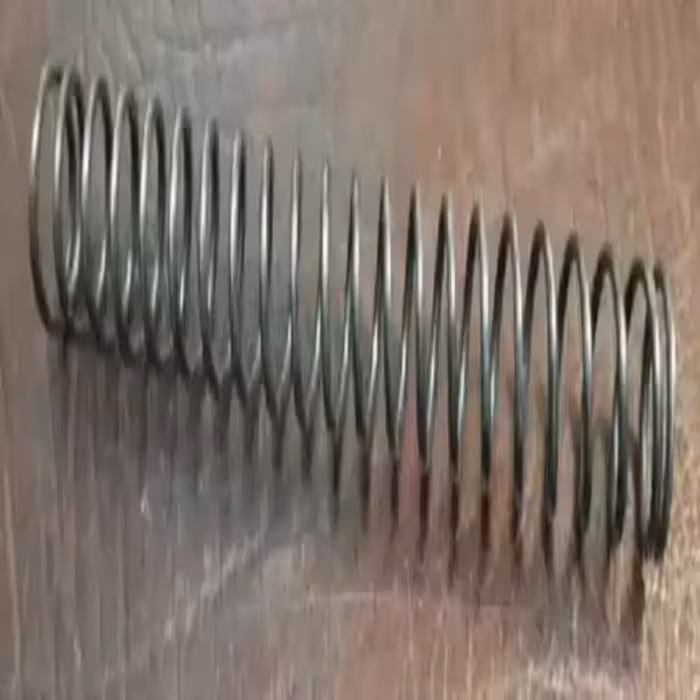 فنر مفتولی پشت پیستون