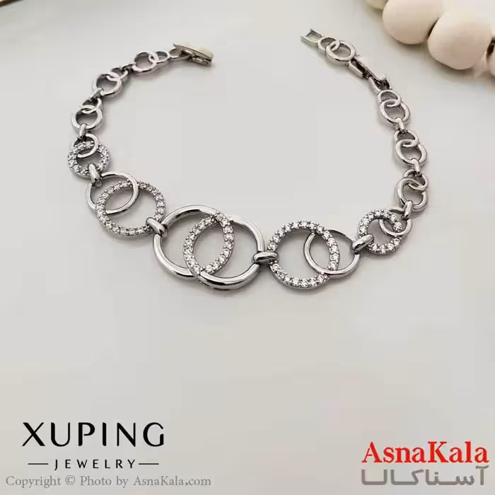دستبند زنانه ترند برند ژوپینگ Xuping مدل حلقه ای کد DSB18664W