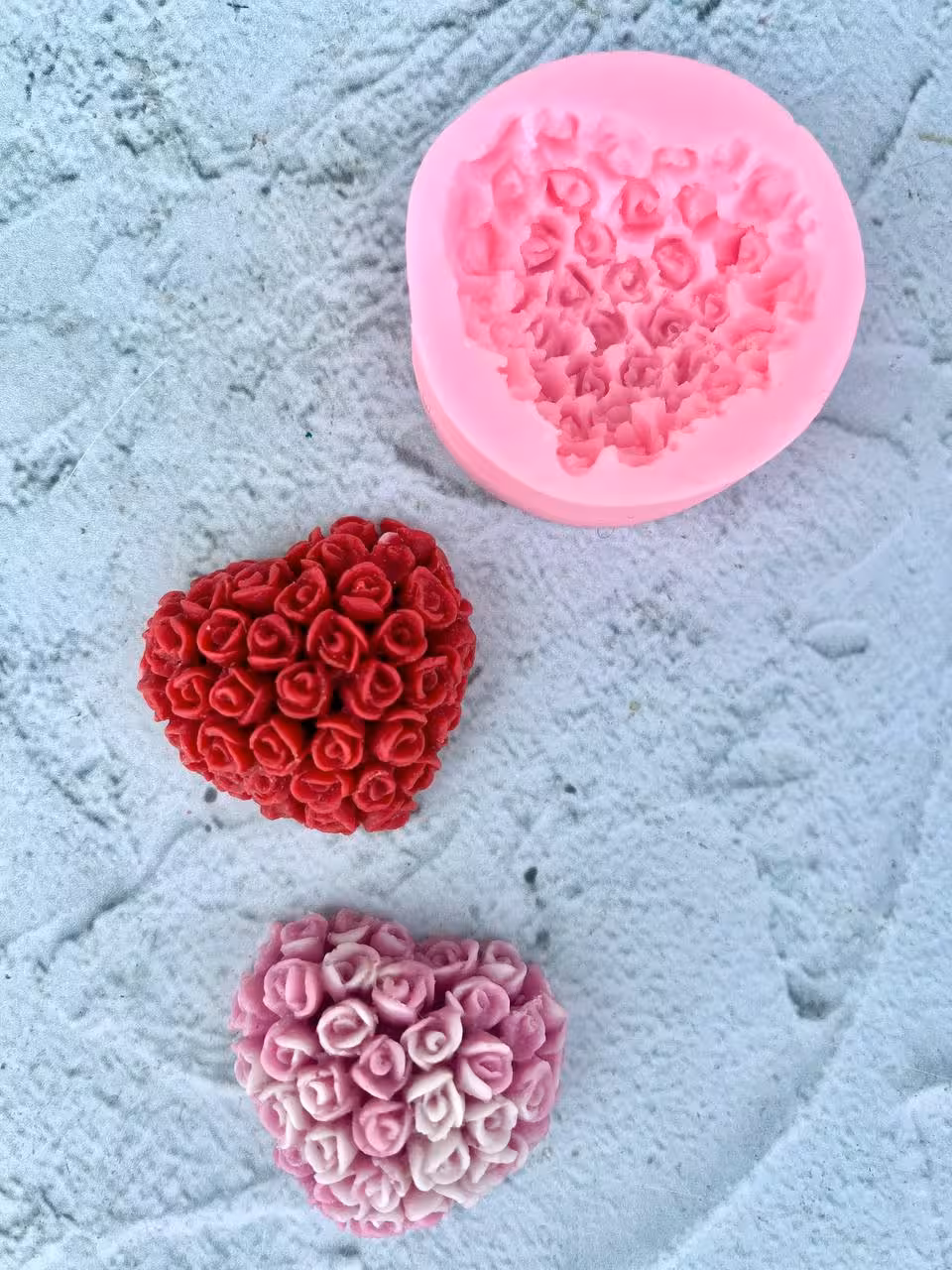 قالب سیلیکونی قلب پر گل