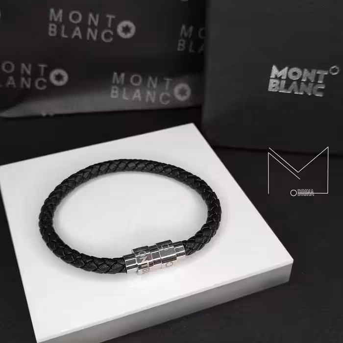 دستبند چرم مون بلان