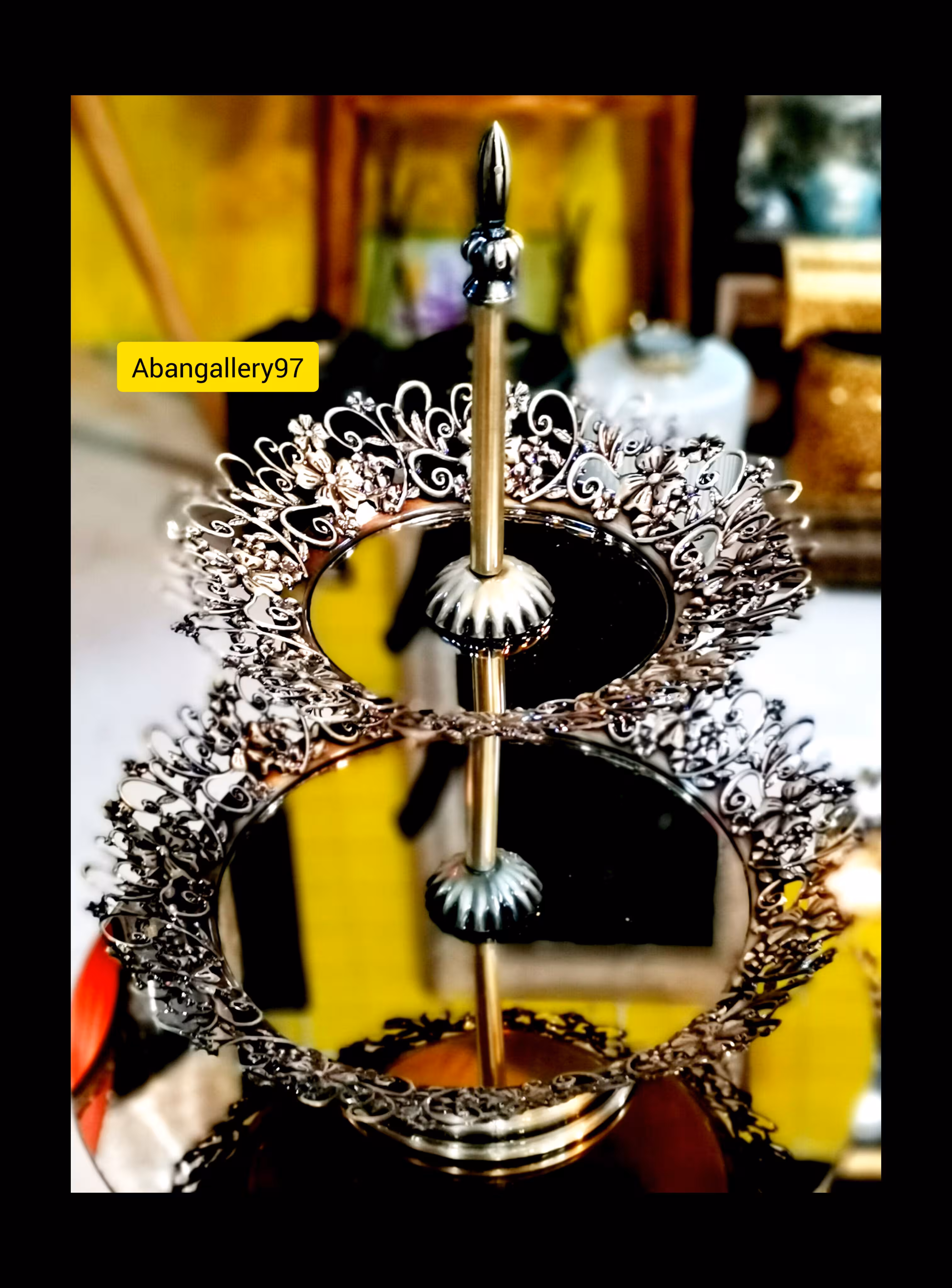 شیرینی خوری دو طبقه