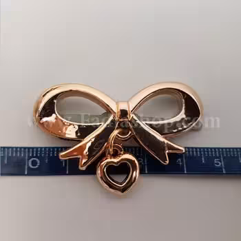 مارک پاپیون آویز دار طلایی