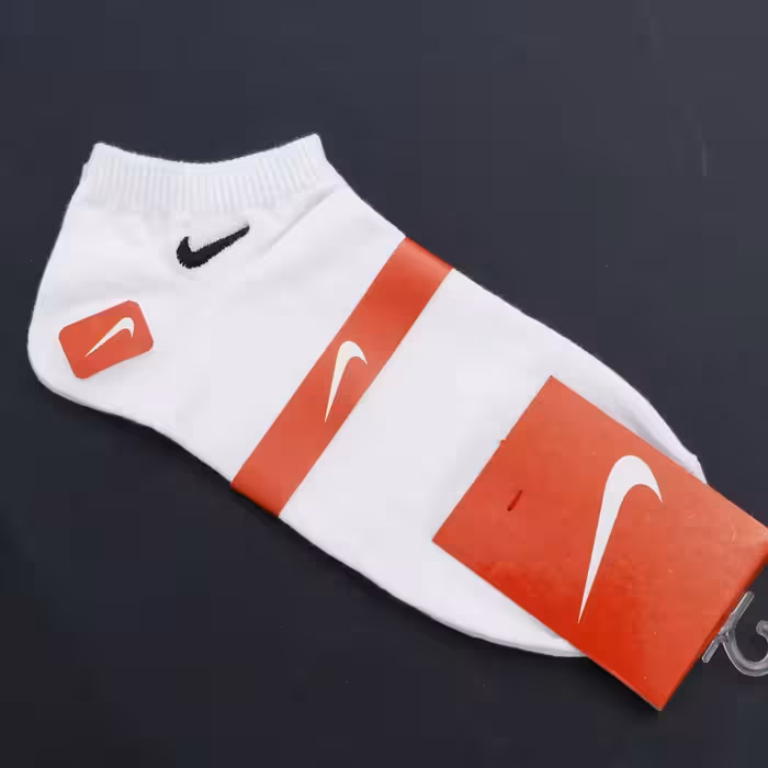 جوراب مچی اسپورت مارک نایک رنگ سفید کد 20031