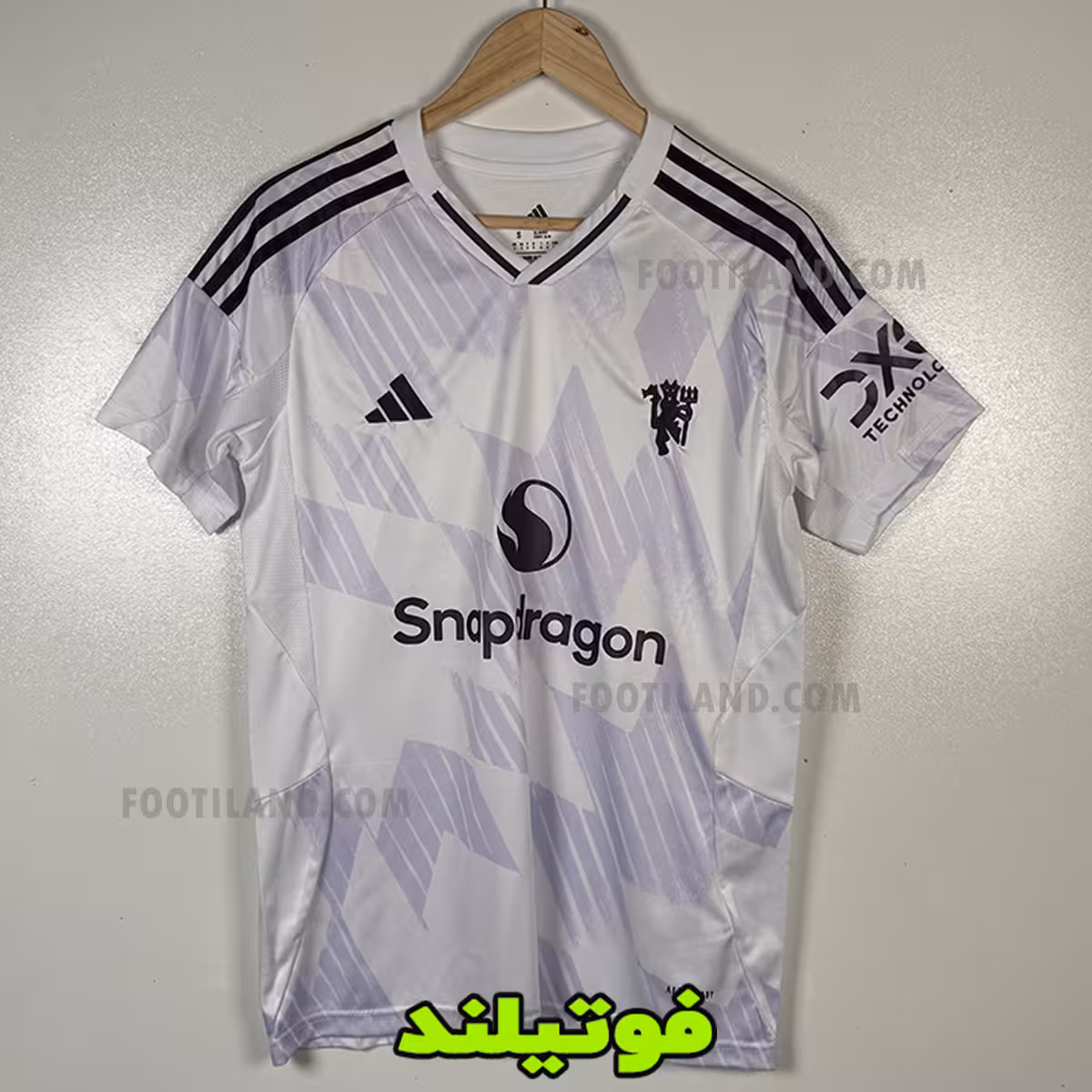 لباس دوم منچستر یونایتد 2026