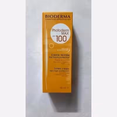 کرم ضد آفتاب رنگی فتودرم مکس رنگ روشن SPF100 بیودرما 40 میل