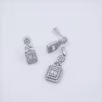 نیم ست نگین دار طلا