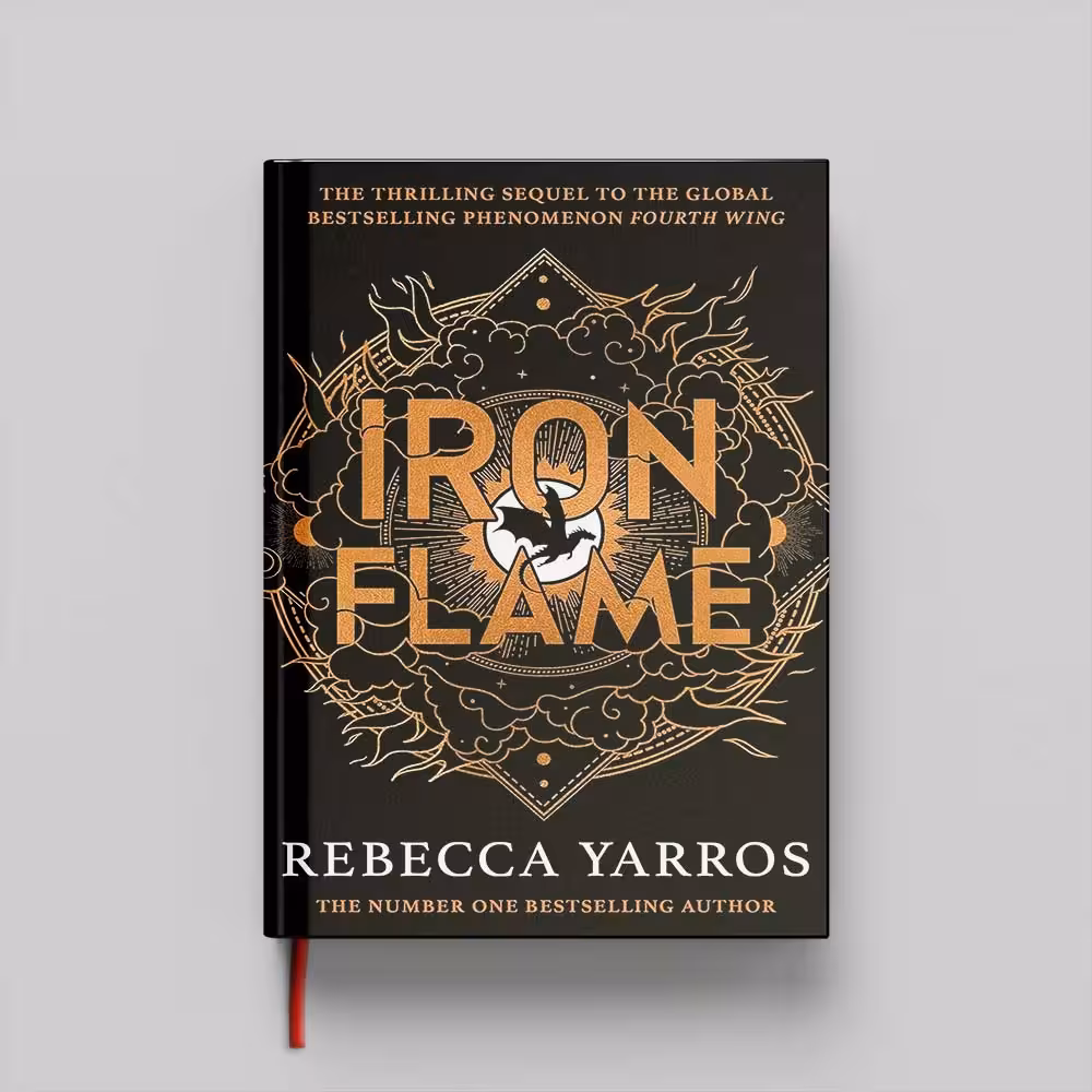 کتاب Iron Flame جلد سخت (HARDCOVER)