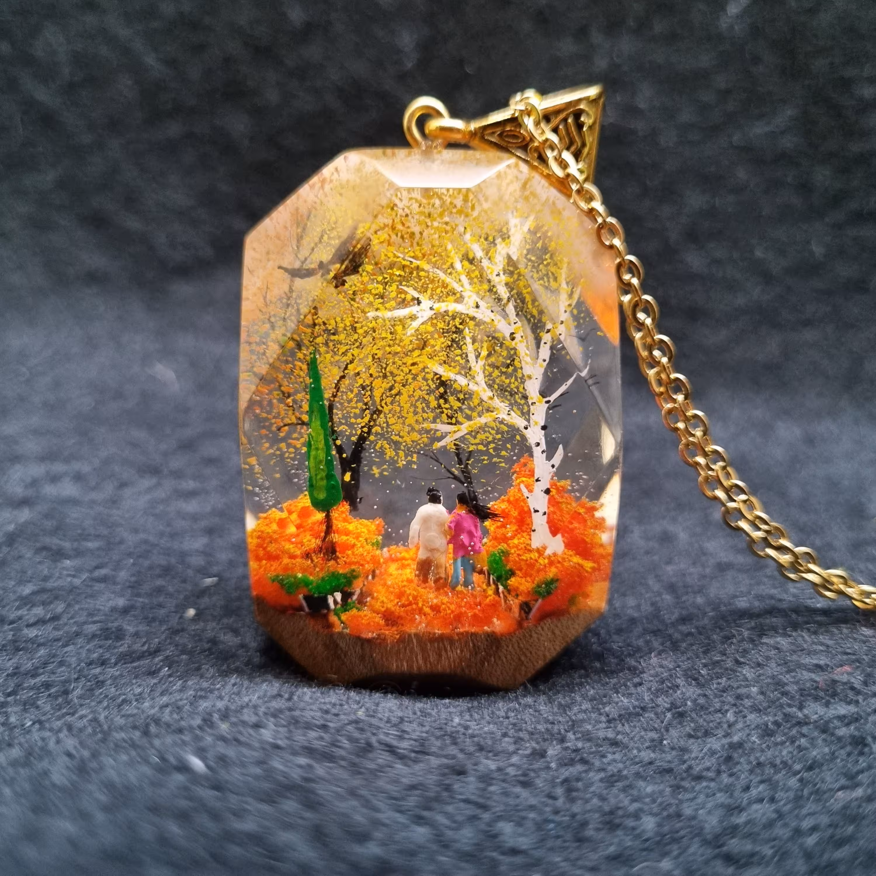 گردنبند طرح پاییز عاشقی