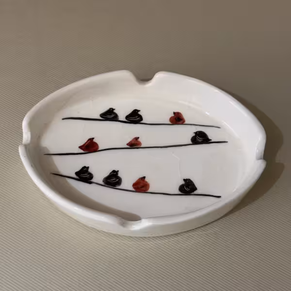 زیر سیگاری پرنده