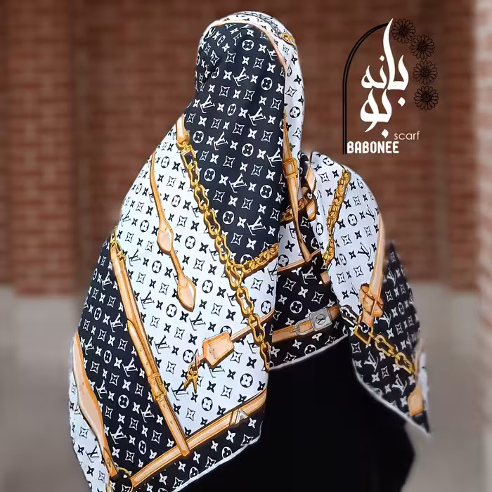 روسری ابریشم طرح ال وی 