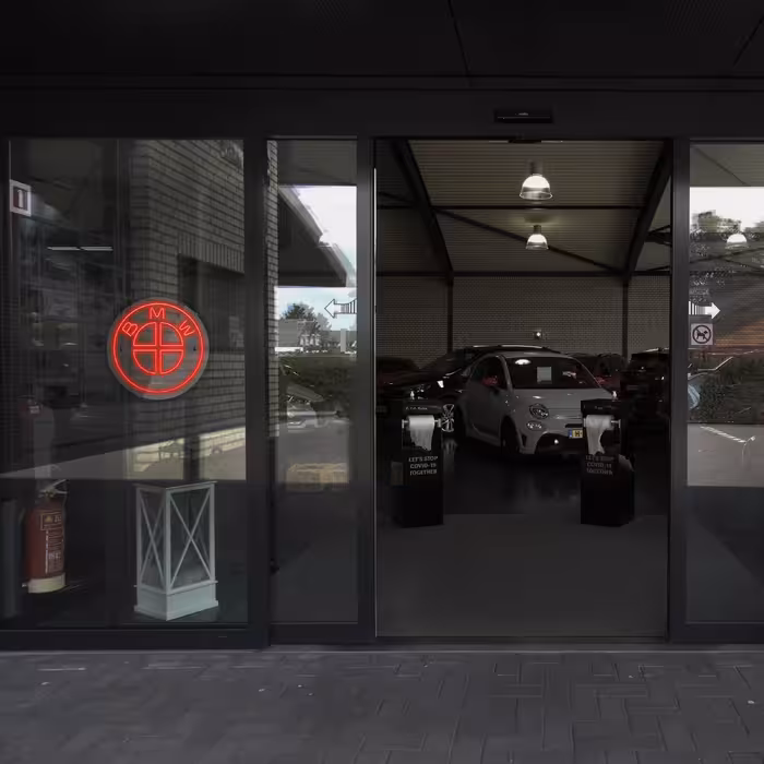 چراغ دیواری نئون دیزاین طرح Bmw_RD