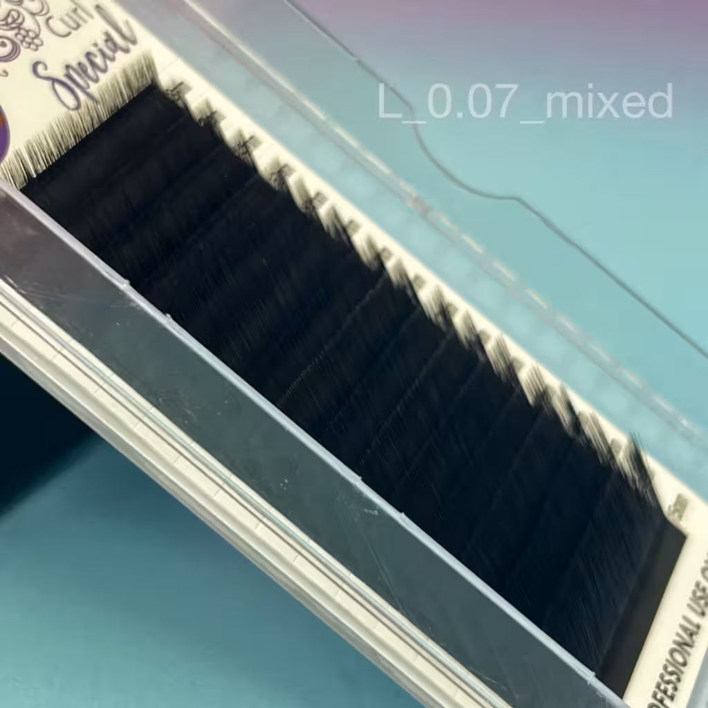 مژه والیوم بیوتی آرنا L07MIX