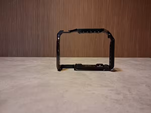 کیج دوربین سونی مدل  A7R5