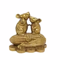 مجسمه موش روی ذرت بلال برنزی