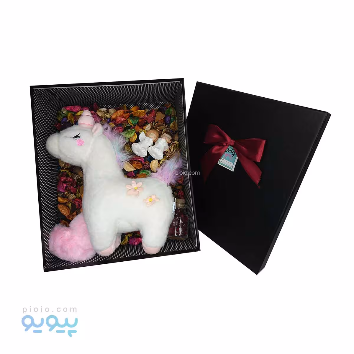 باکس ولنتاین با عروسک یونیکورن ایستاده