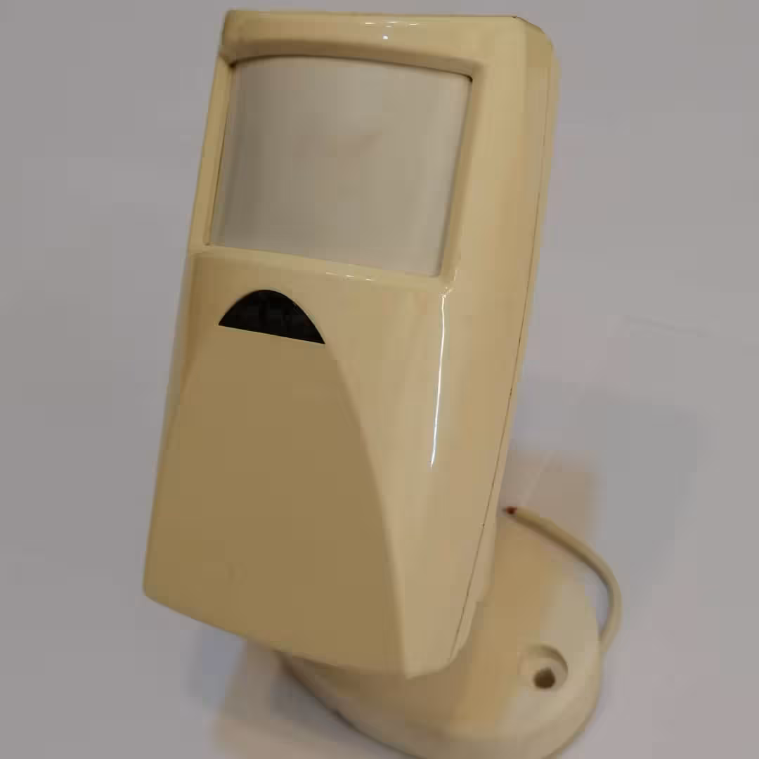 سنسور مادون قرمز پارادوکس مدل SIR-651 با پایه گردون