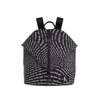 قیمت و خرید کیف بچهگانه مشکی کلوین کلین مدل Kids&#039; Logo Backpack اورجینال