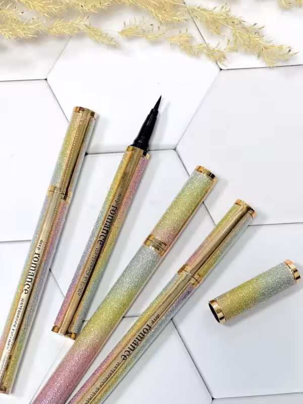 خط چشم ضد آب ماژیکی رومانس