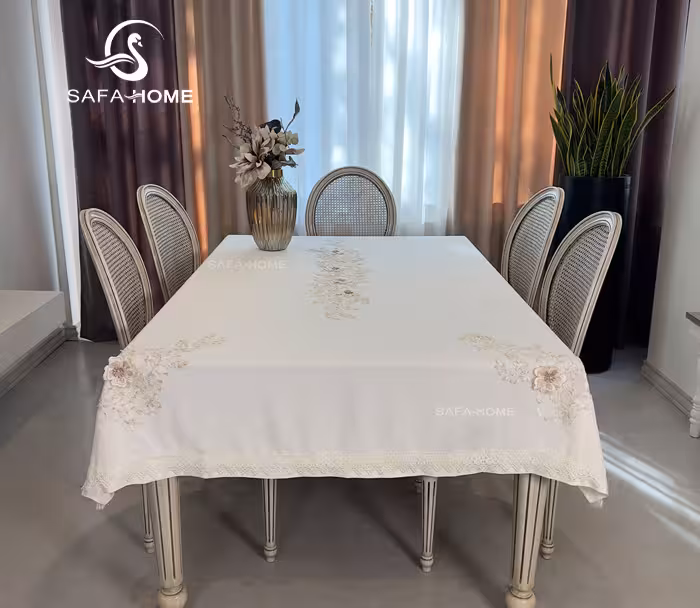 رومیزی ناهار خوری ضدلک مخمل گیپور دوزی شده