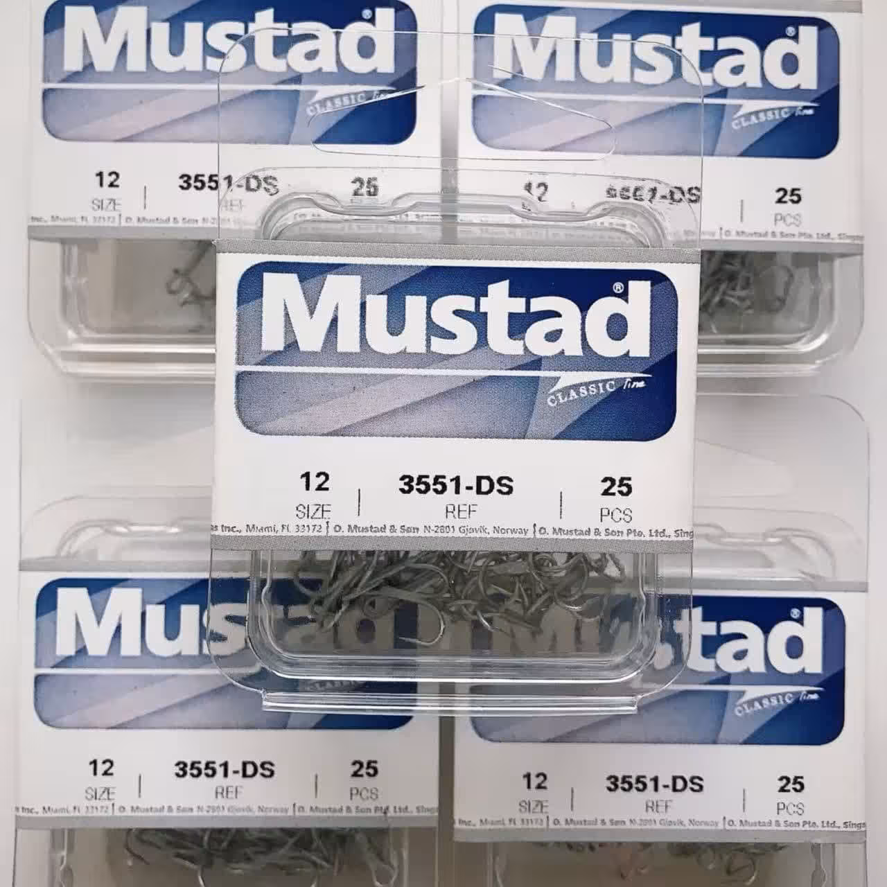 قلاب سه شاخ قزلی موستاد MUSTAD سایز 12 و 16