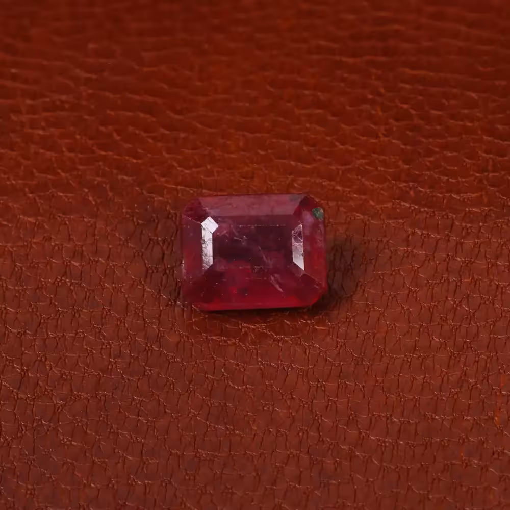 نگین یاقوت سرخ کد 30083 - جواهری مشاهیر