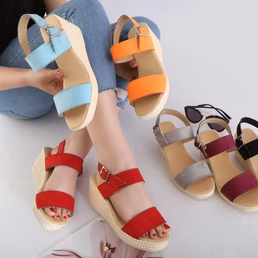 صندل تابستانه لژدار  راحتی شیک ترند مدل مداد رنگی و پرفروش 