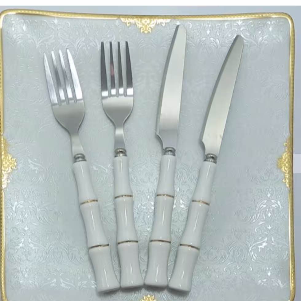 سرویس کارد و چنگال 12 عددی سرامیکی یونیک لایف ، 6 عدد کارد و 6 عدد چنگال طرح ویژه سفید طلایی، کارد و چنگال، پسکرایه