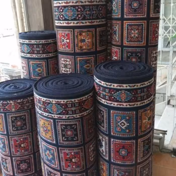 کناره گلیم ماشینی کاشان طرح کژال سرمه ای عرض80در3متر(هزینه ارسال باخریداروپس کرایه میباشد)