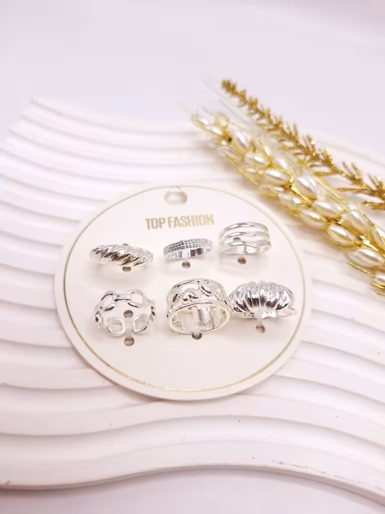 پک انگشتر 6 تایی رادیوم نقره ای طرح تاج قلبی